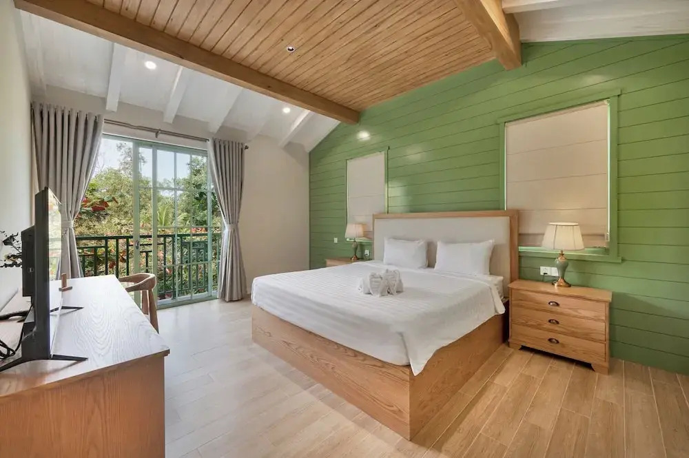 Hillside condo at Sunset town - Southern Phu Quoc