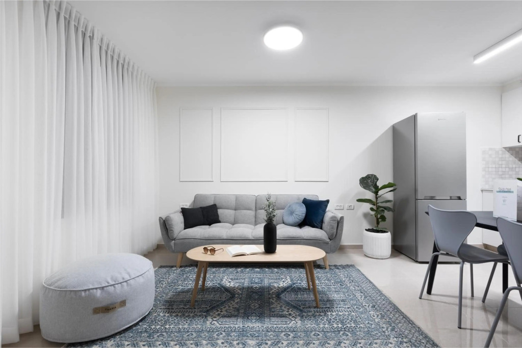 ALMA City Center Classical Apartments by HOMY