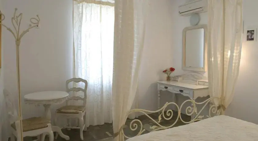 Agrabeli Mare Apartments