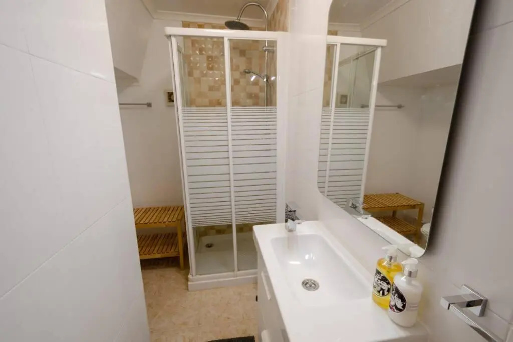 118 C - Cantinho da Liberdade