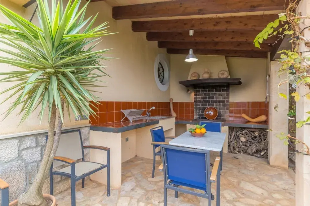 Son Fornes in Inca With Private Pool