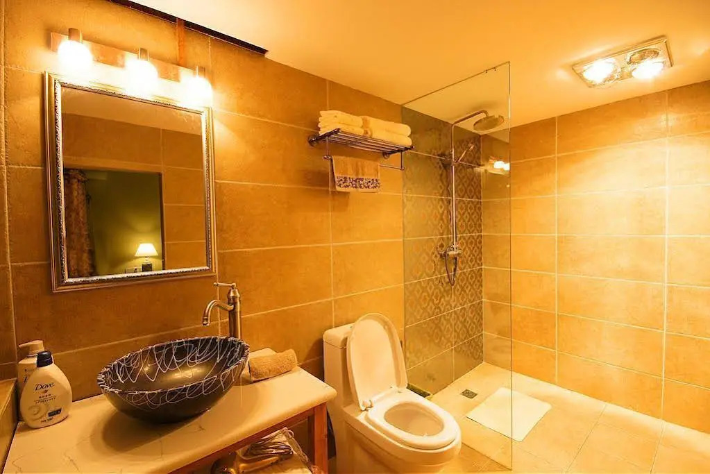 Ivys Family Inn