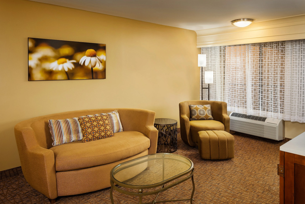 Holiday Inn Express Simi Valley by IHG