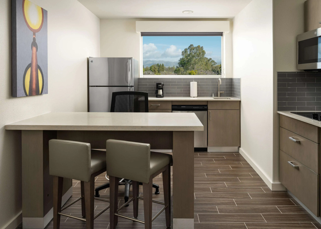 Hyatt House San Jose Airport