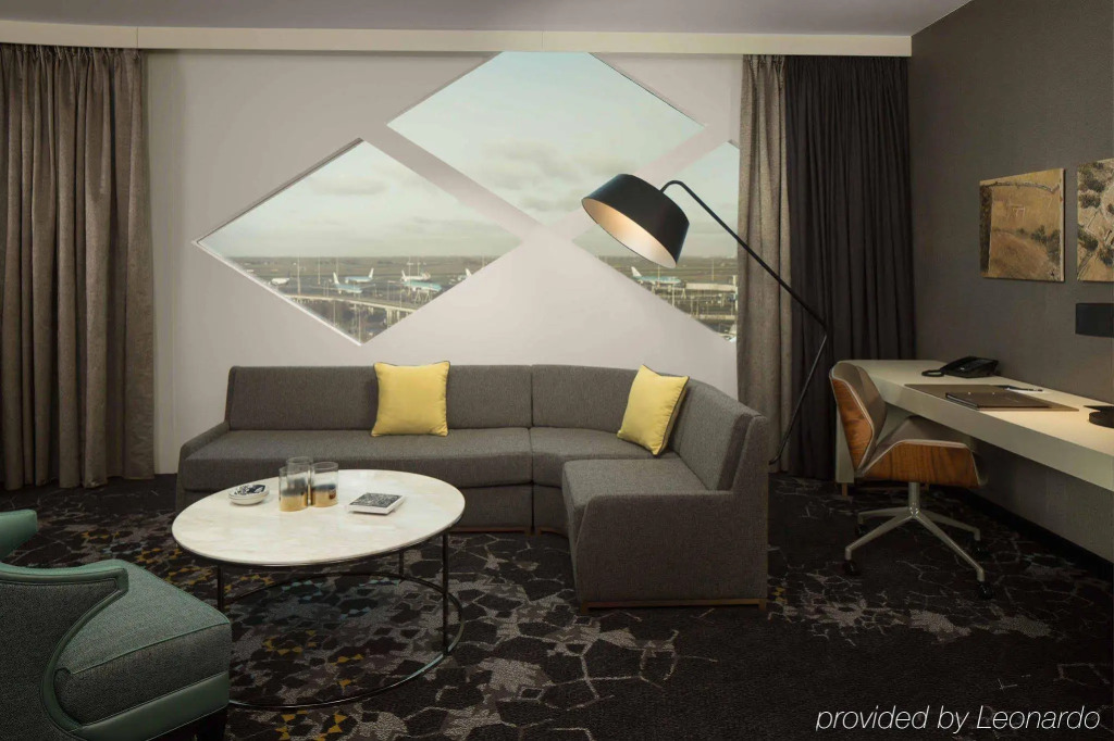 Отель Hilton Amsterdam Airport Schiphol