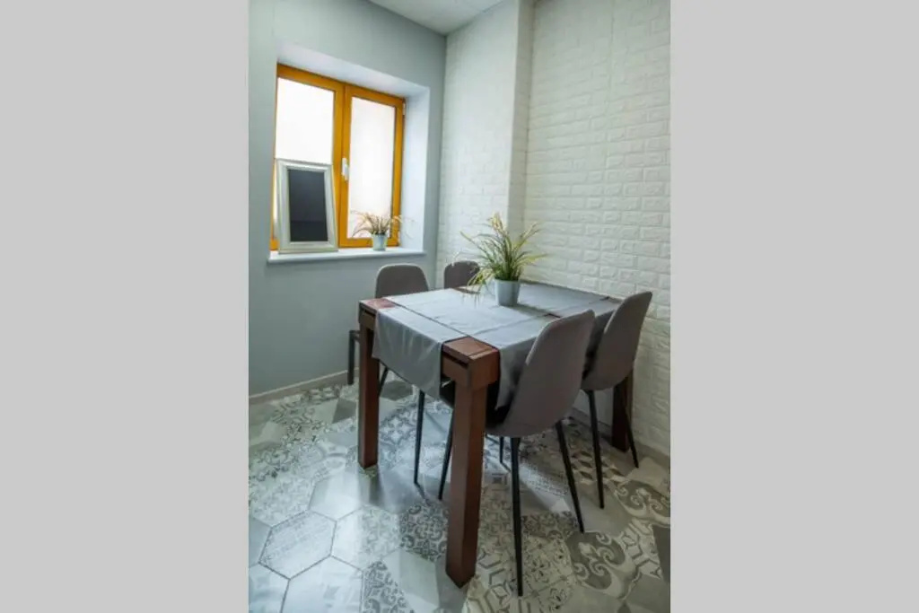 Huge Stylish Apartment Monroe 1 / City Centre