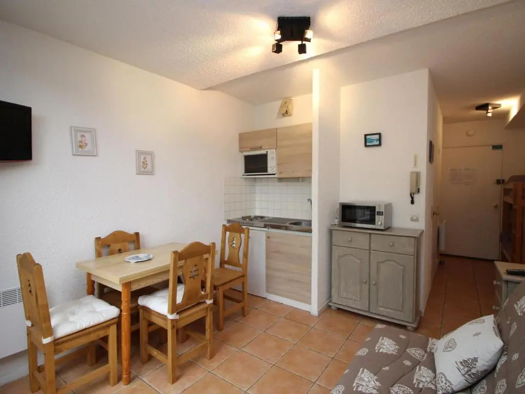 Appartement Mont-Dore, 1 pièce, 4 personnes - FR-1-608-148