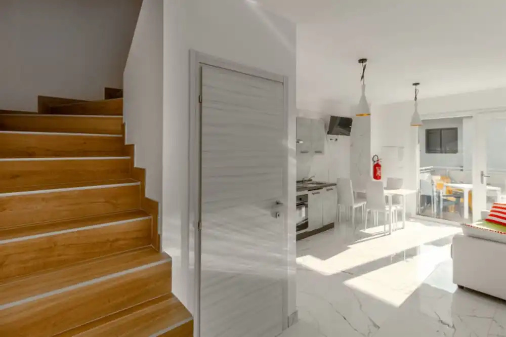 Elegant Apartment With Shared Pool