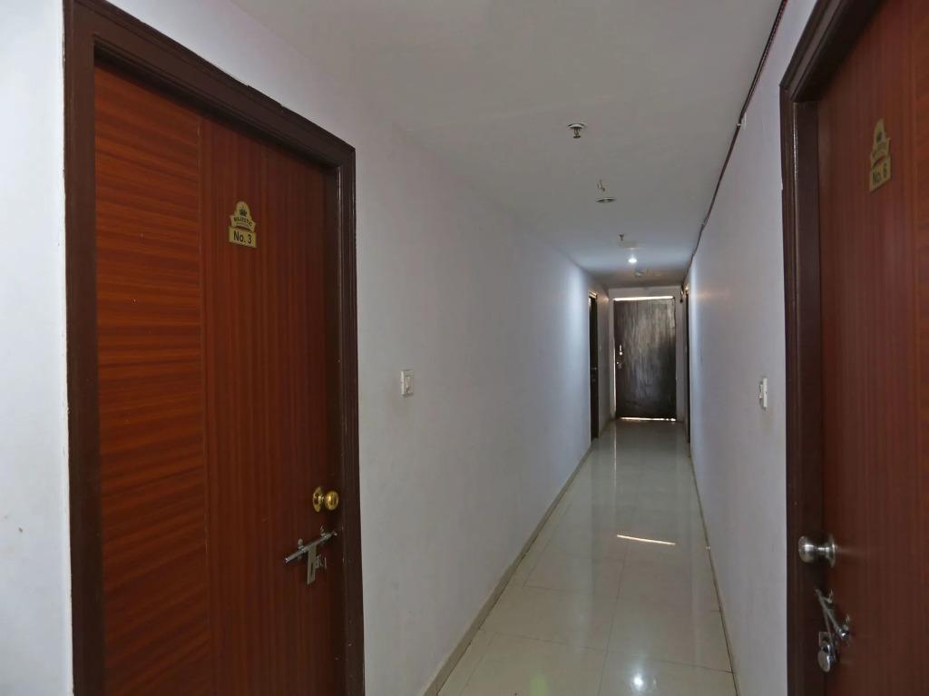 OYO 1405 KBR Centre