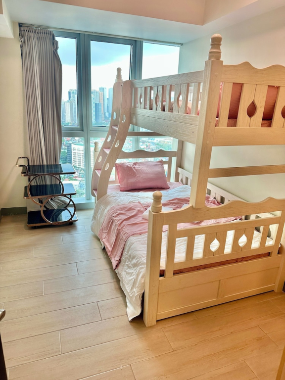 RareCut 177sqm 4BR Uptown Parksuites BGC