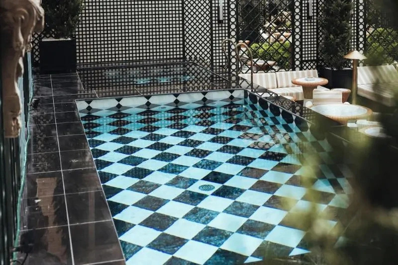 Sax Paris, LXR Hotels & Resorts