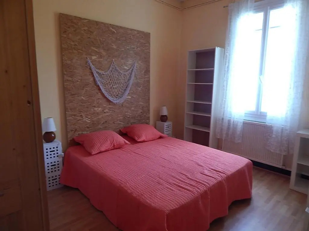 Agréable maison 6 personnes avec beau jardin
