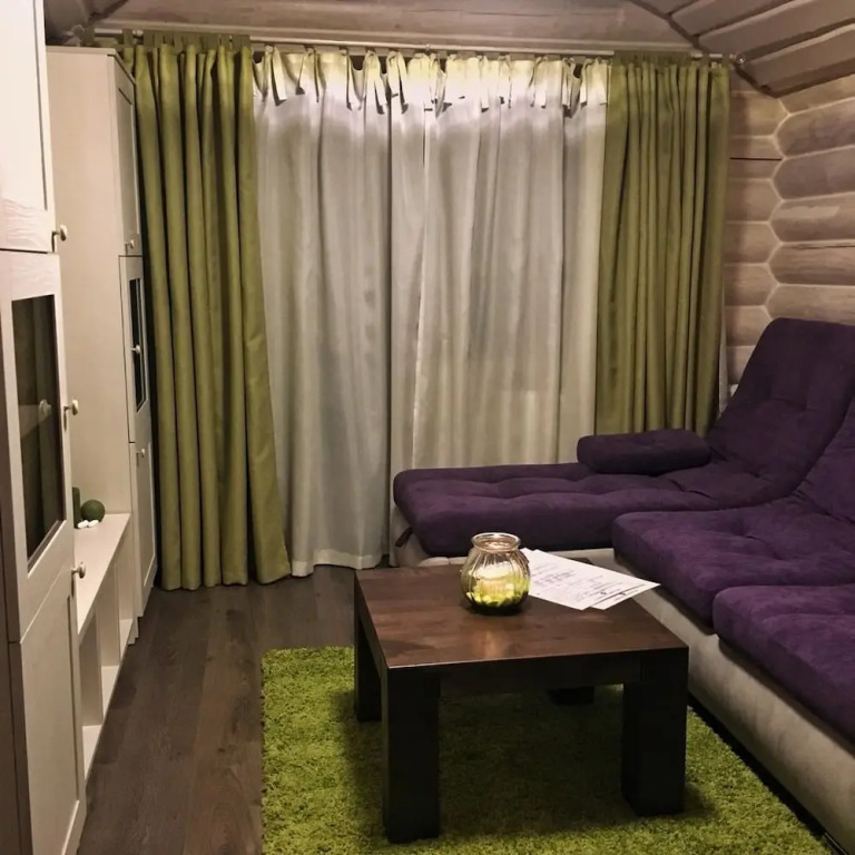 Whiteberry hotel