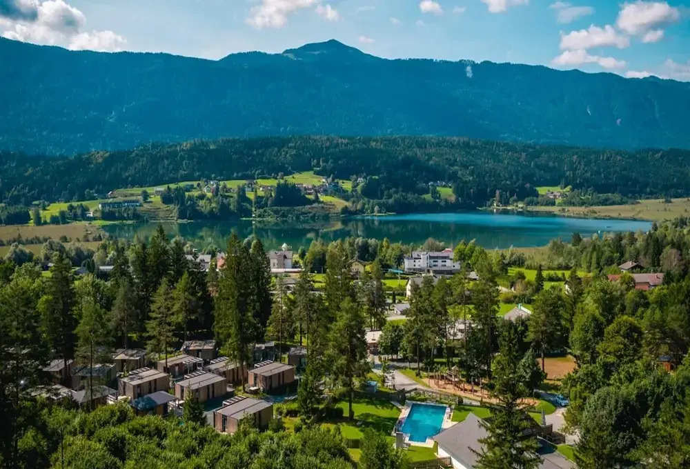 Luxury Chalet With ac Near Pressegger See