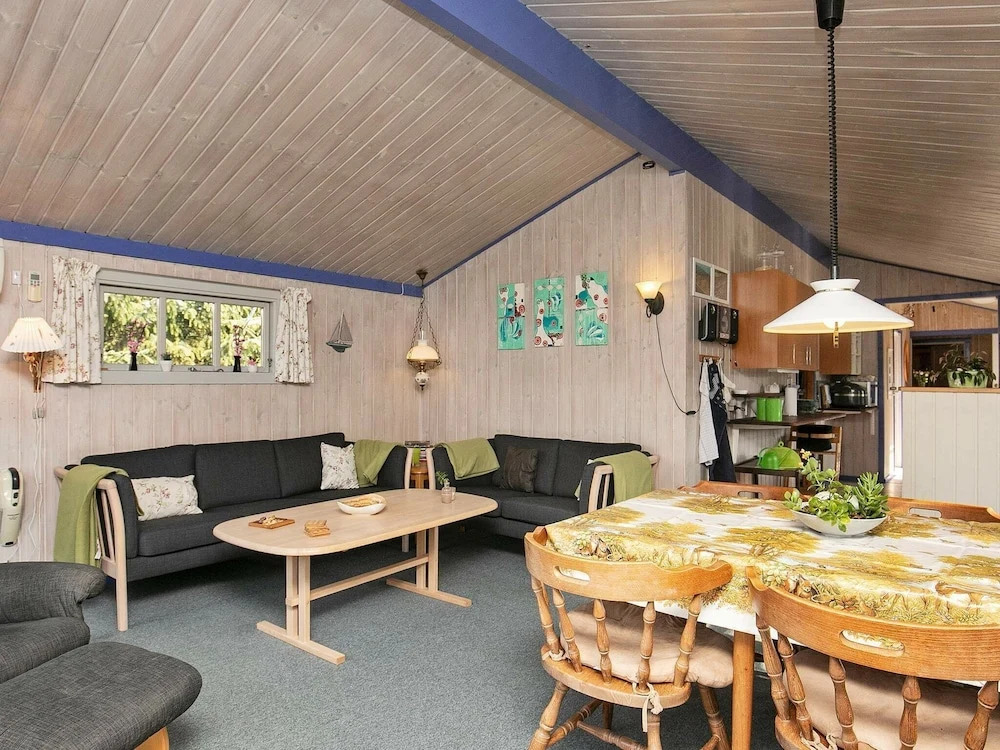 Plush Holiday Home in Storvorde With Roofed Terrace