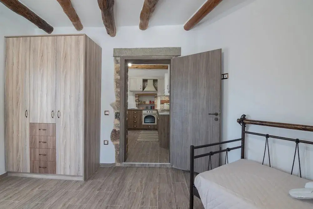 Sellia Stone House - your summer retreat
