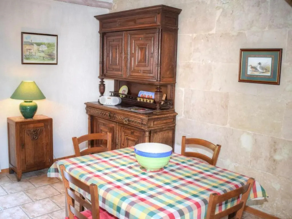 Charmant gîte paysan XIXe avec terrasse et jardin bordé par un ruisseau, à 1,5 km dAzay-le-Rideau - FR-1-381-417