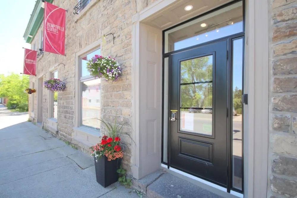 Kemptville Suites