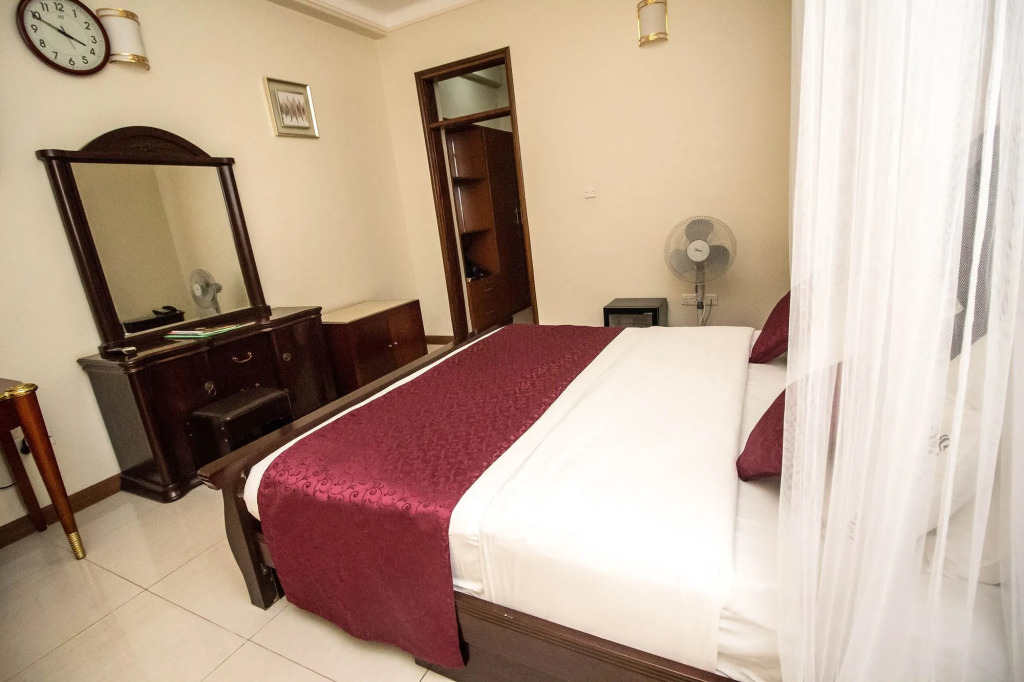 Sir Jose Hotel