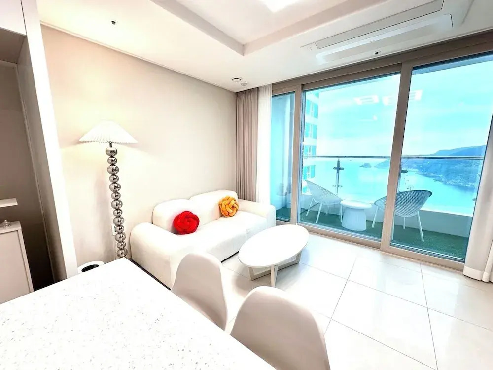 THE DECEMBER STAY Busan Songdo Ocean Terrace