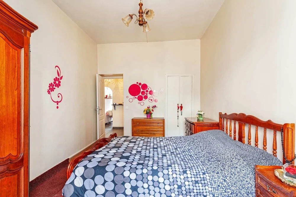 Stunning 1bdr flat in Paris 11th by GuestReady
