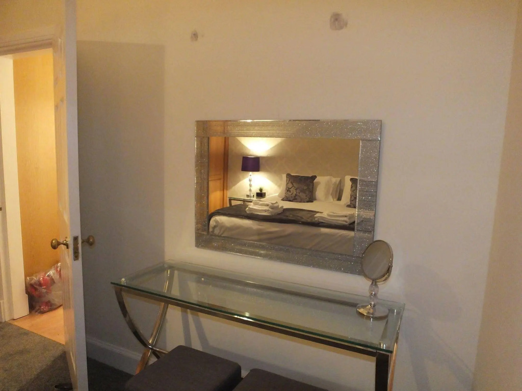 Royal Mile Mansions Apartment 27