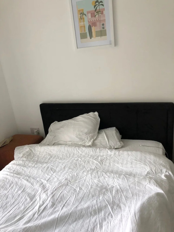 Impeccable 2-bed Apartment in Orpington
