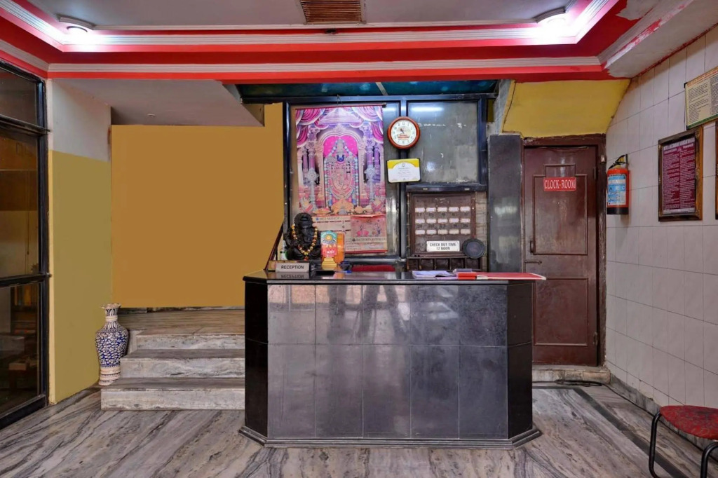 Hotel Aditya Palace