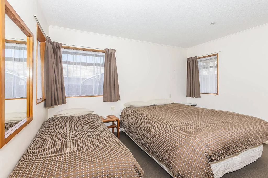 Foreshore Motor Lodge
