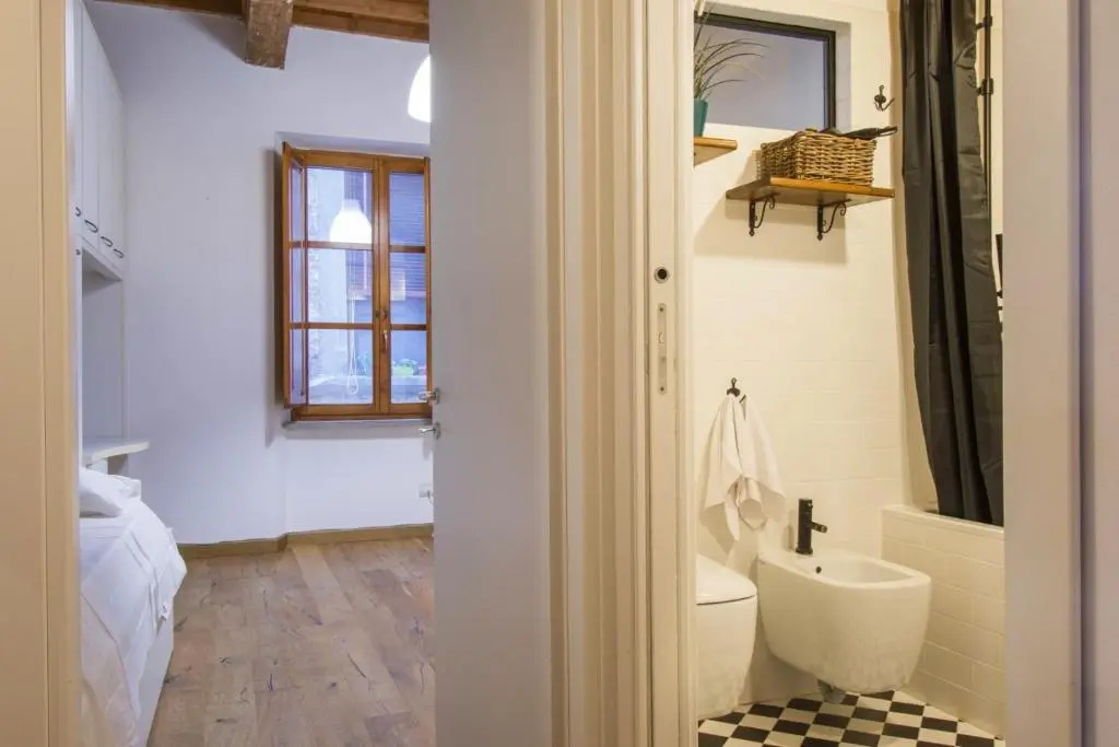 ALTIDO Gorgeous Apt for 6 in the historical Pisa center