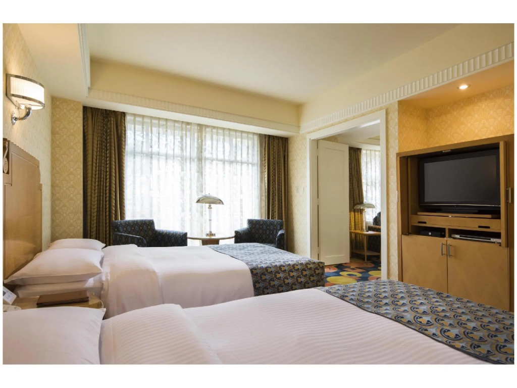 Disney Ambassador Hotel