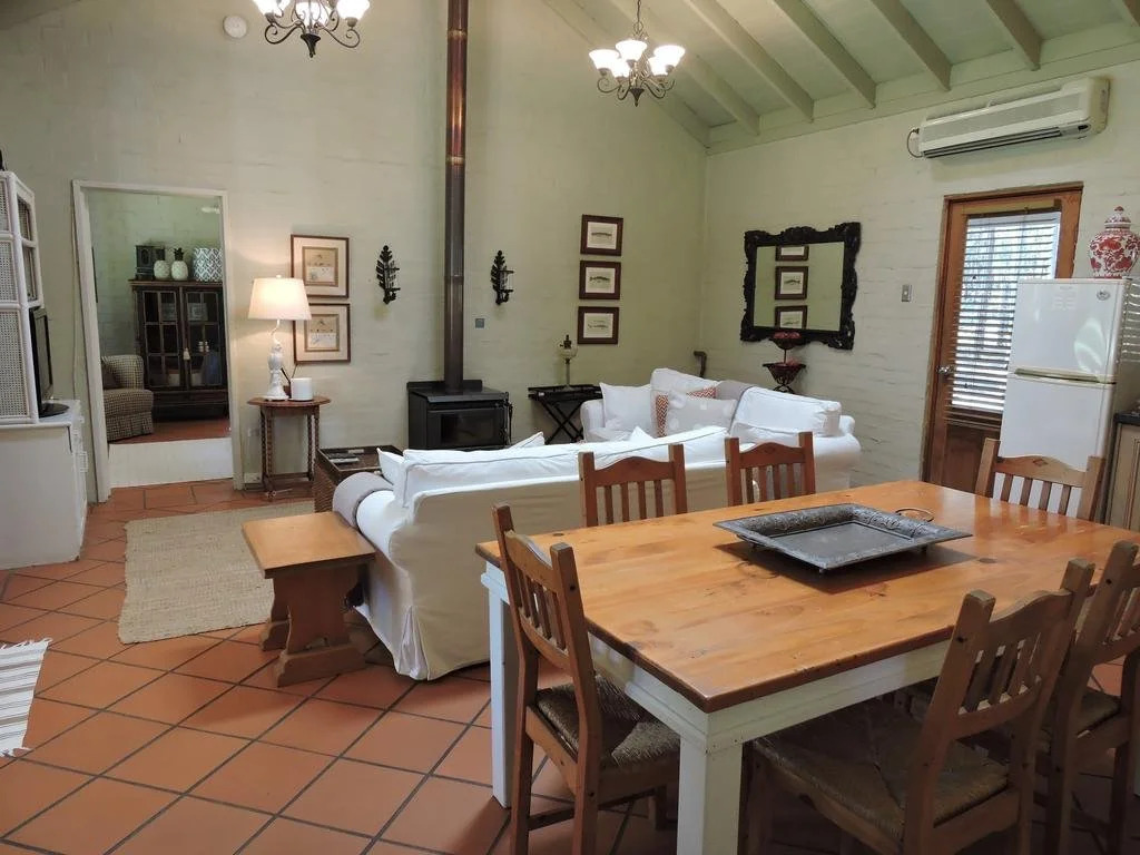 Thistle Hill Guesthouse - walk to many wineries and restaurants