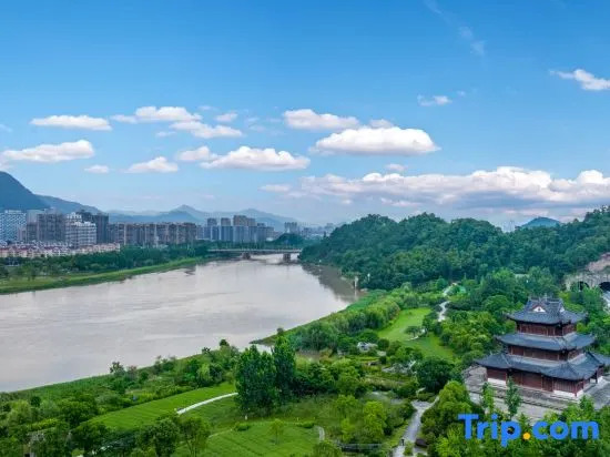 Taizhou Riverview International Hote
