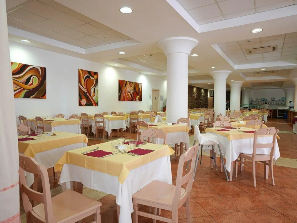 Cala Della Torre Resort