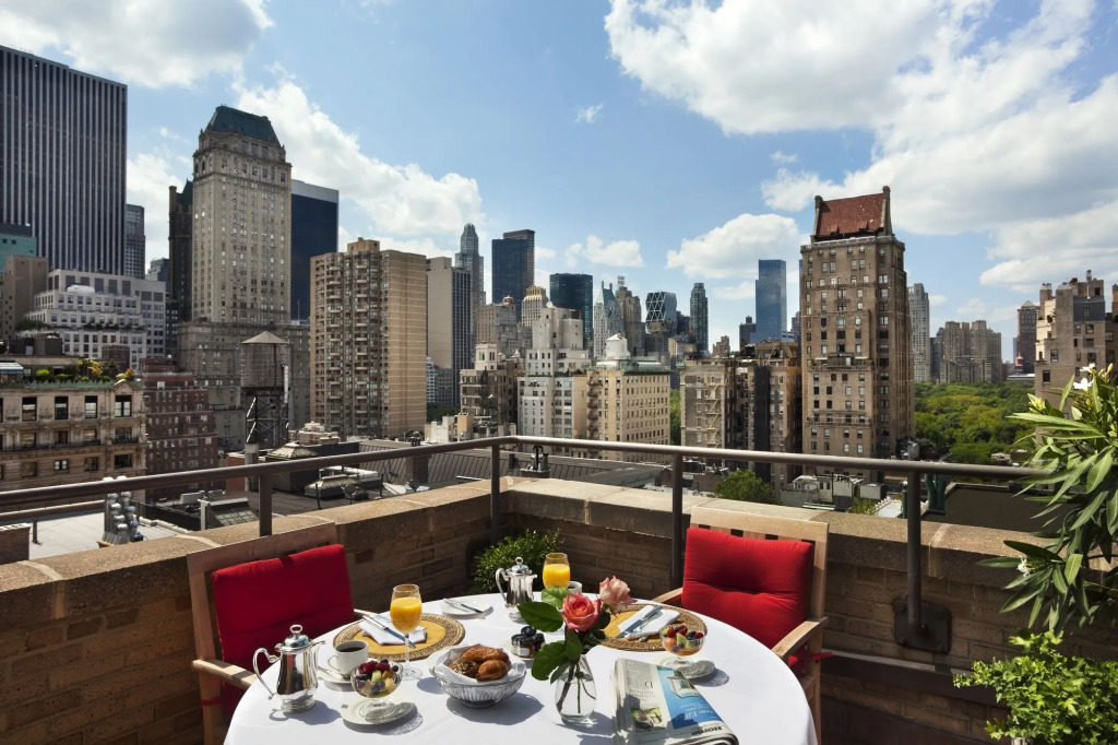 Hotel Plaza Athenee