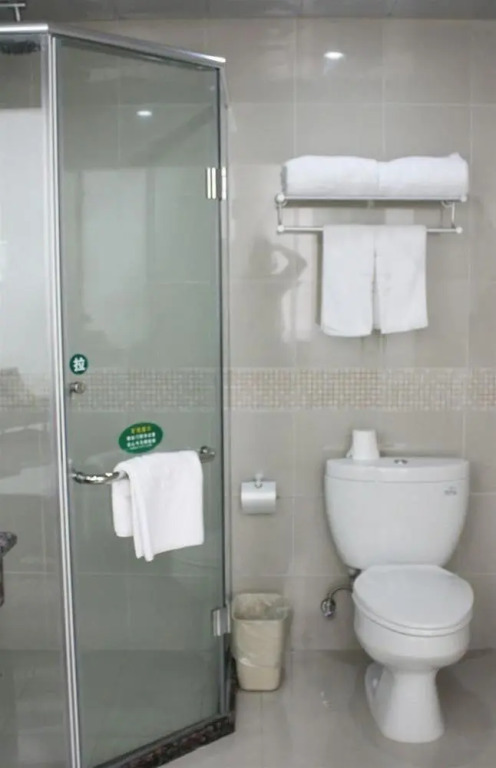 Yiting 6+e Hotel (Pudong Avenue)