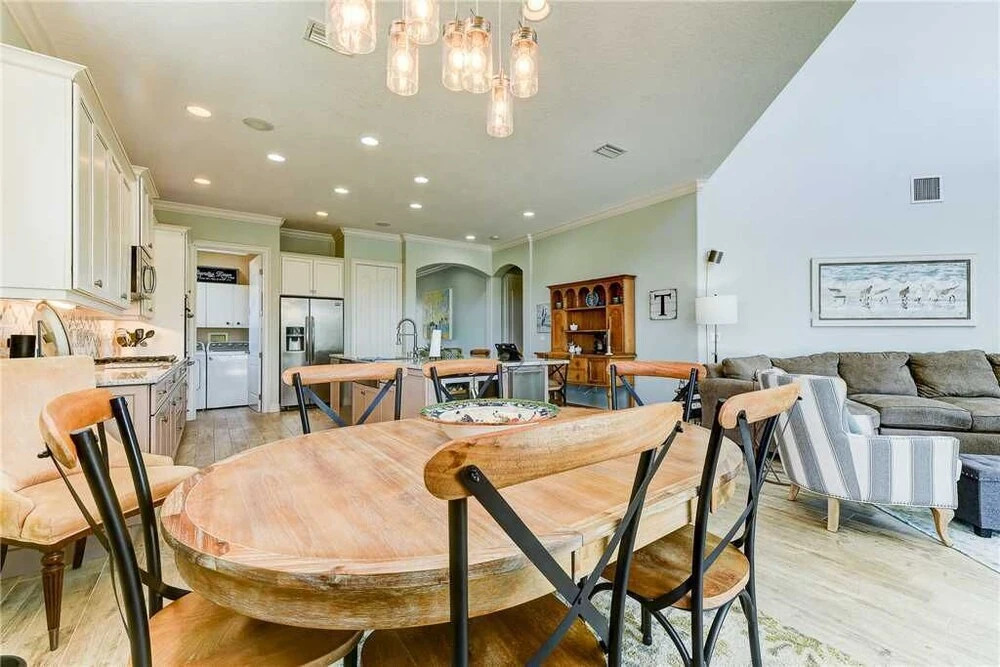 Beachglass, 5 Bedrooms, Sleeps 10, Private Pool, Cinnamon Beach Club House