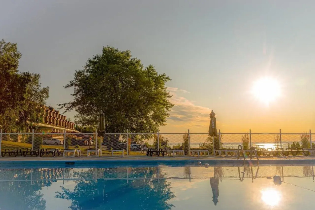 Hotel Cap-aux-Pierres