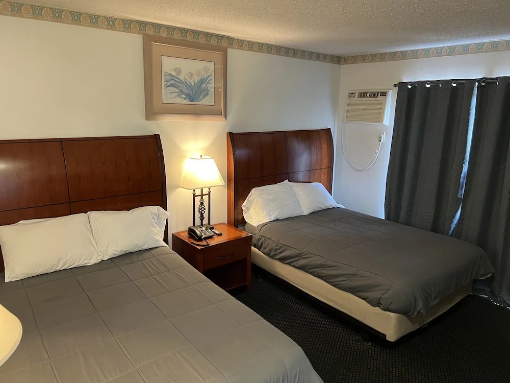 American Inn - Perris
