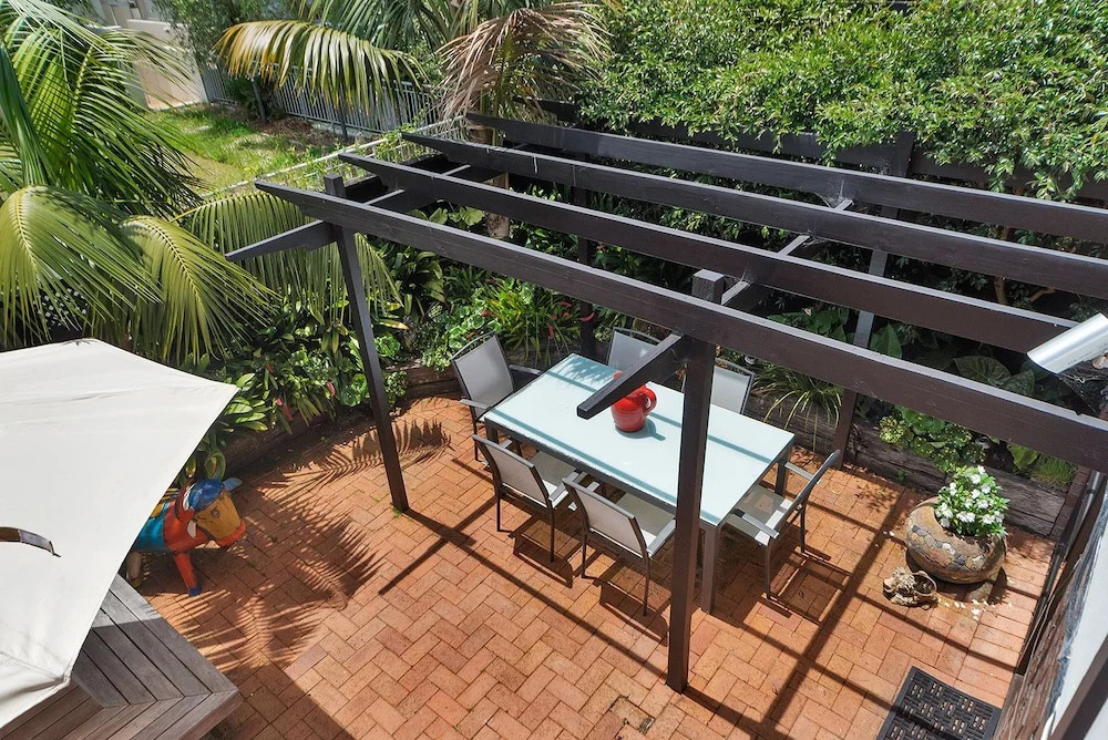QV Spacious 190 sqm Townhouse - 647