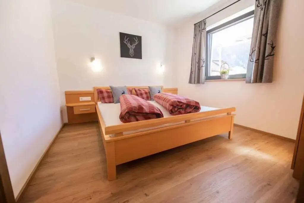Ferienwohnung Alpenland - schönes, neues Apartment