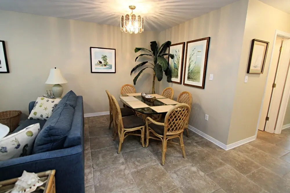 Alabama Sands #10 2 Bedroom Condo by RedAwning