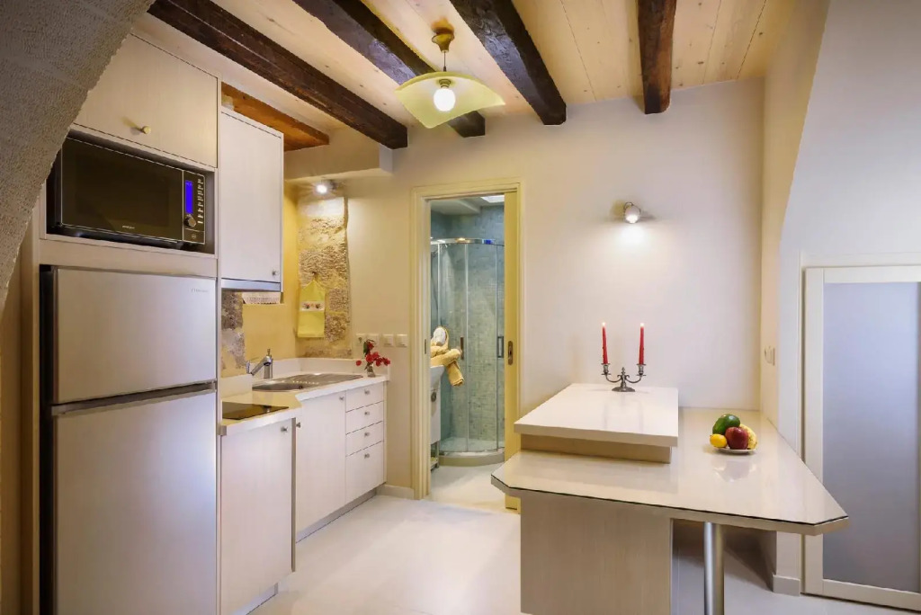 Giota House