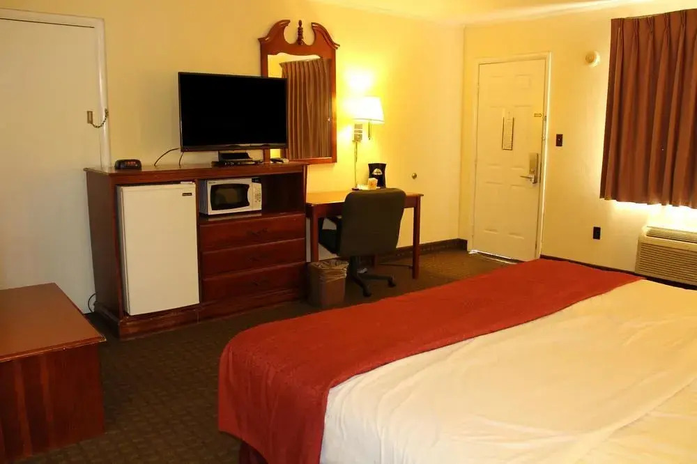 Super 8 Florence