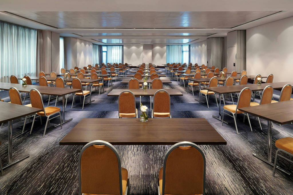 Sheraton Frankfurt Airport Hotel & Conference Center