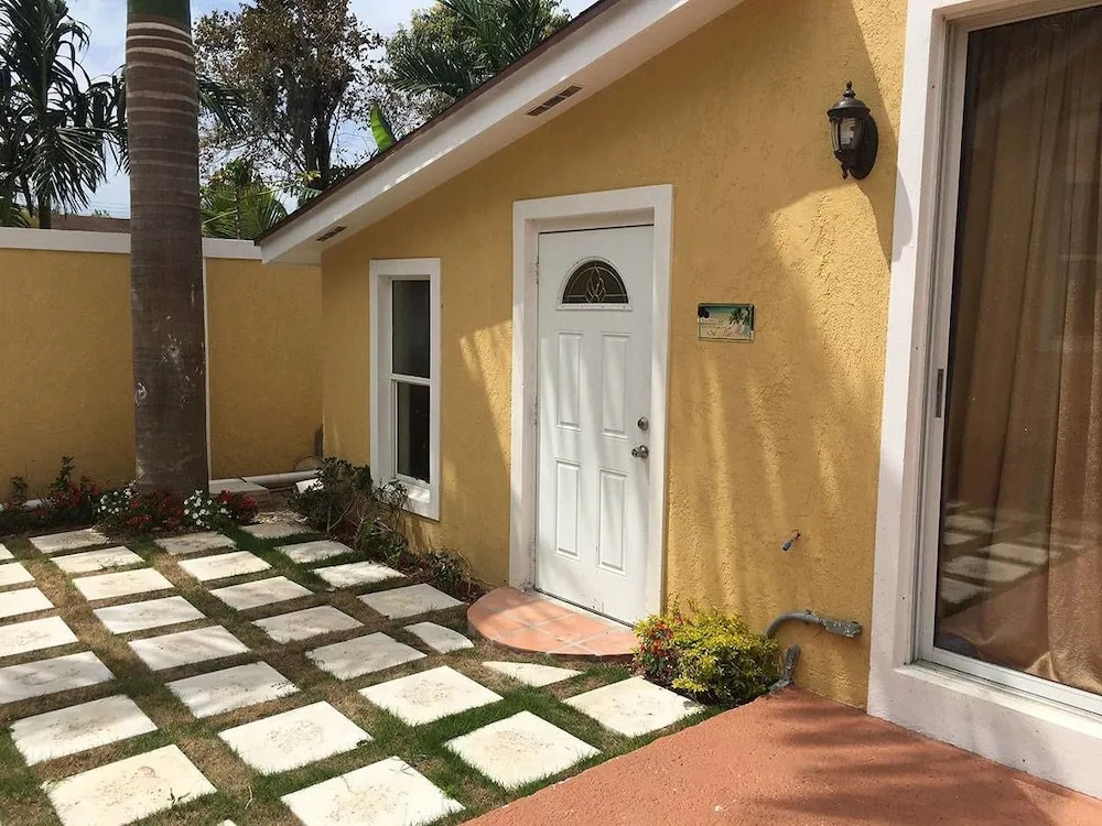 Brownstone Marlin Drive
