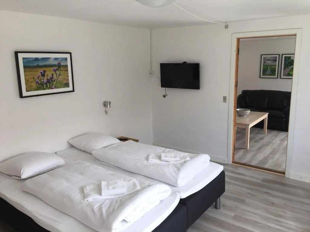Marsktures Motel