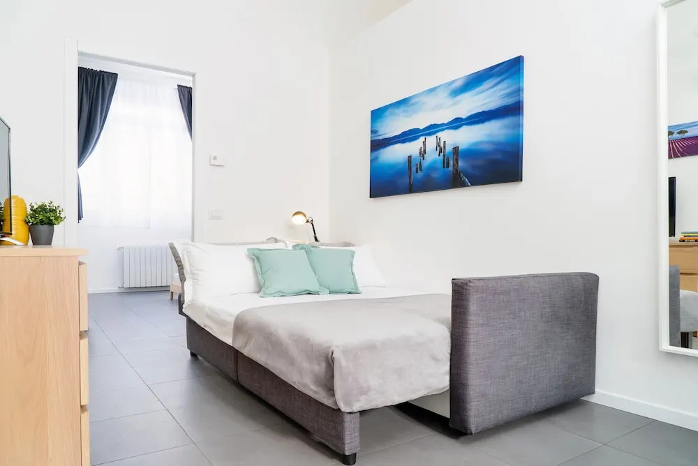 Modern flat near the city center