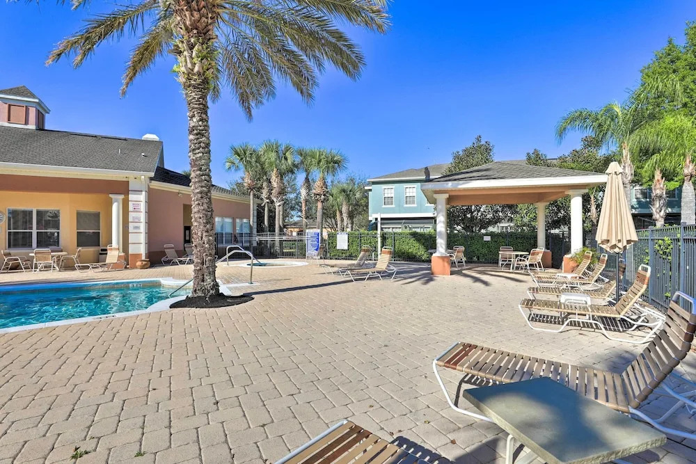 6 Mi to Disney: Resort Home w/ Pool Access!