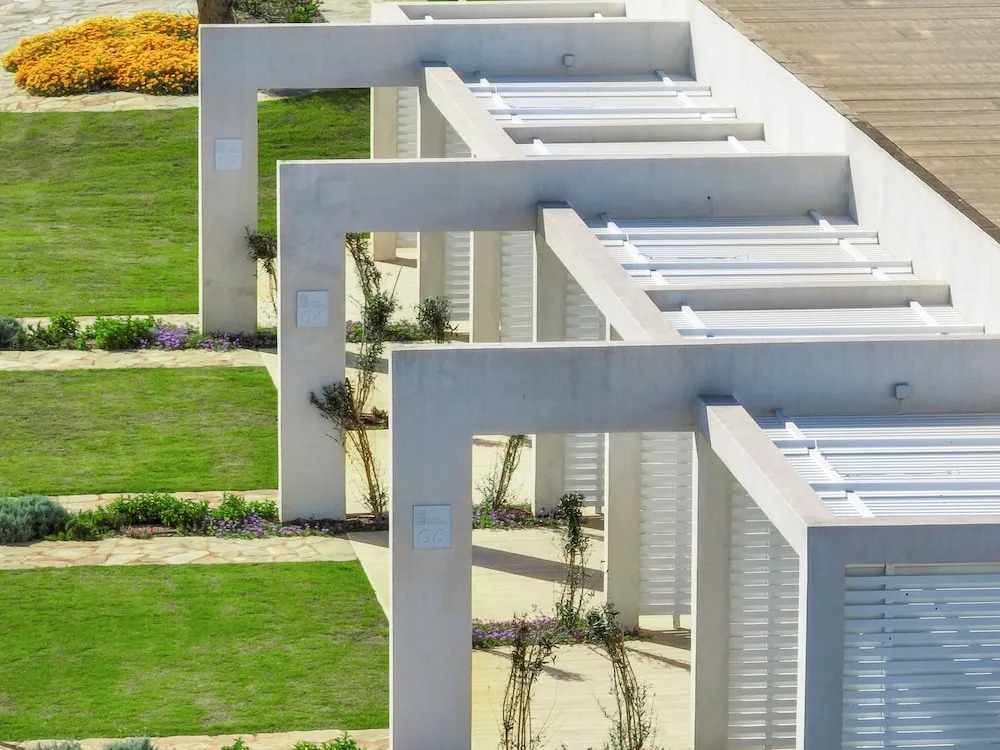 Stunning Capo Falcone Charming Apartments Num1368